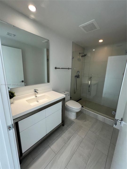 В аренду: $3,100 (2 спален, 2 ванн, 968 Квадратных фут)