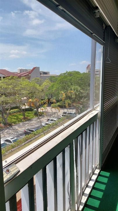 待售: $157,000 (2 贝兹, 2 浴室, 1160 平方英尺)