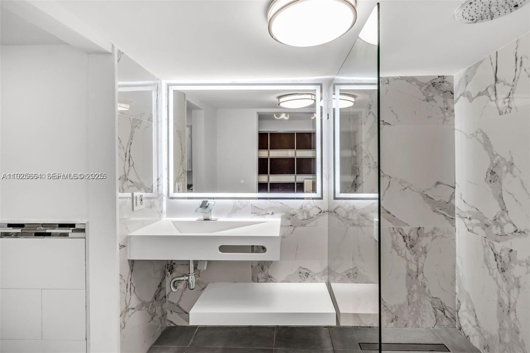 待售: $1,290,000 (3 贝兹, 3 浴室, 1100 平方英尺)