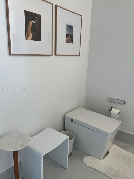 For Rent: $14,000 (3 beds, 3 baths, 1513 Square Feet)