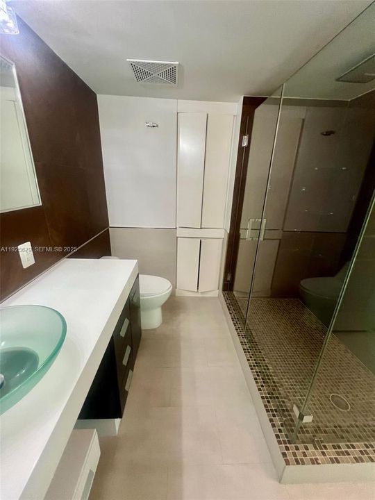 En Renta: $5,600 (2 camas, 2 baños, 1367 Pies cuadrados)