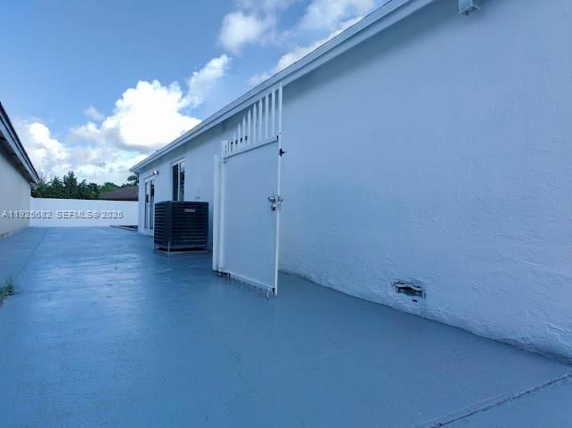 出租: $3,500 (3 贝兹, 1 浴室, 0 平方英尺)