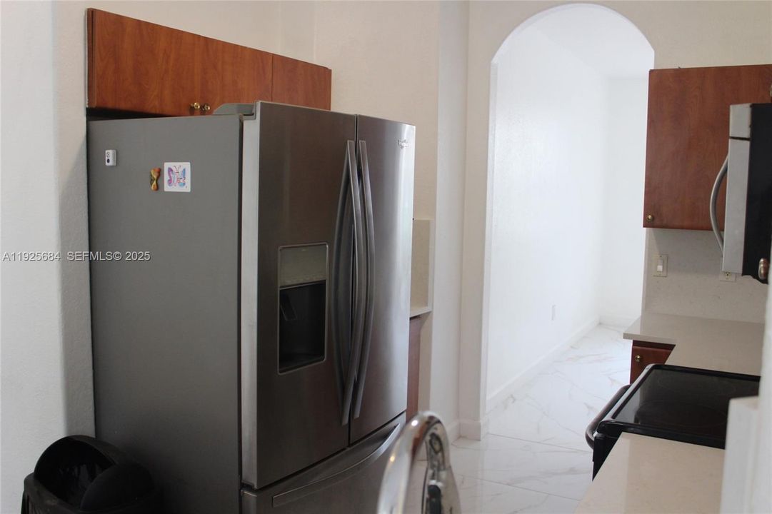 En Renta: $4,000 (4 camas, 2 baños, 2032 Pies cuadrados)