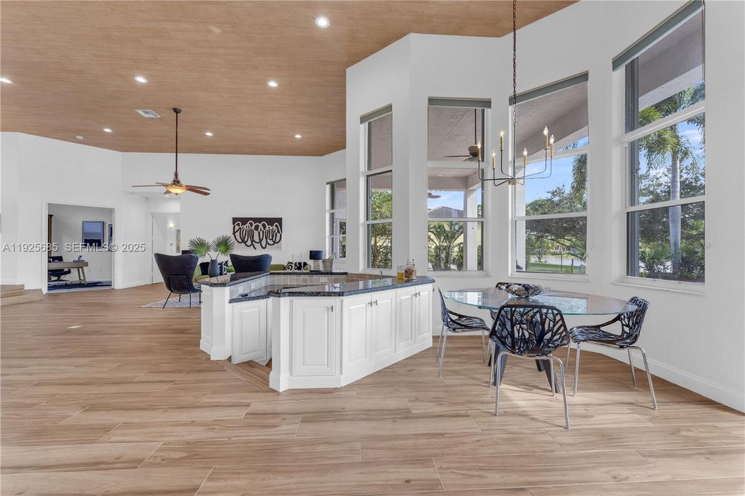 待售: $1,750,000 (4 贝兹, 4 浴室, 4130 平方英尺)