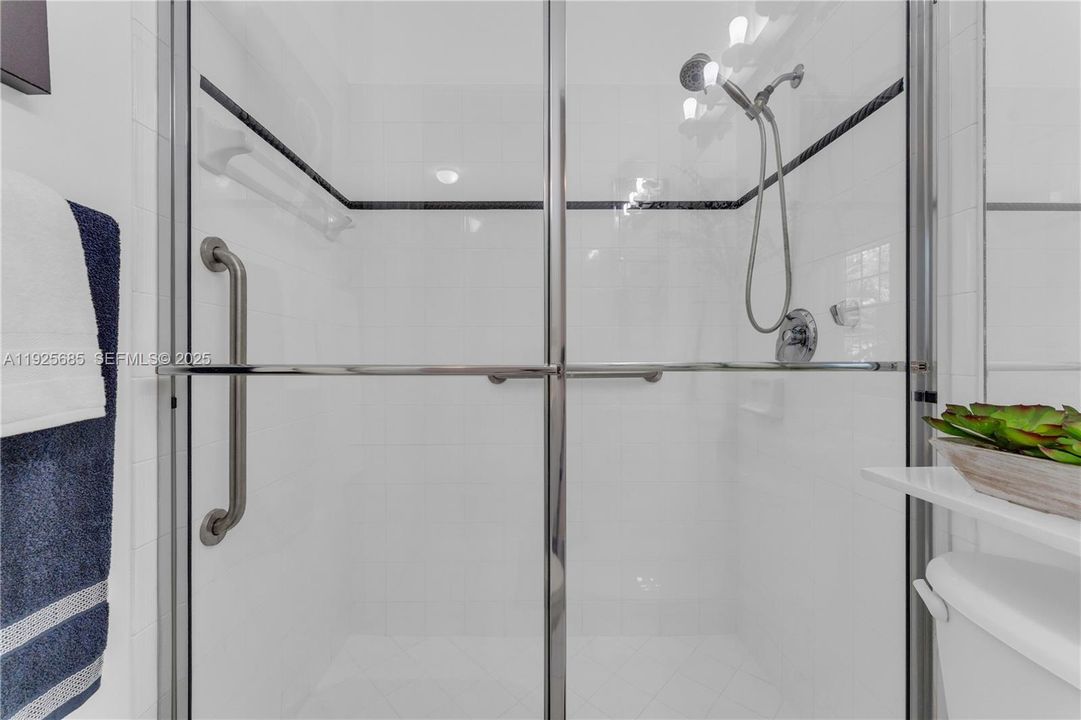 待售: $1,750,000 (4 贝兹, 4 浴室, 4130 平方英尺)