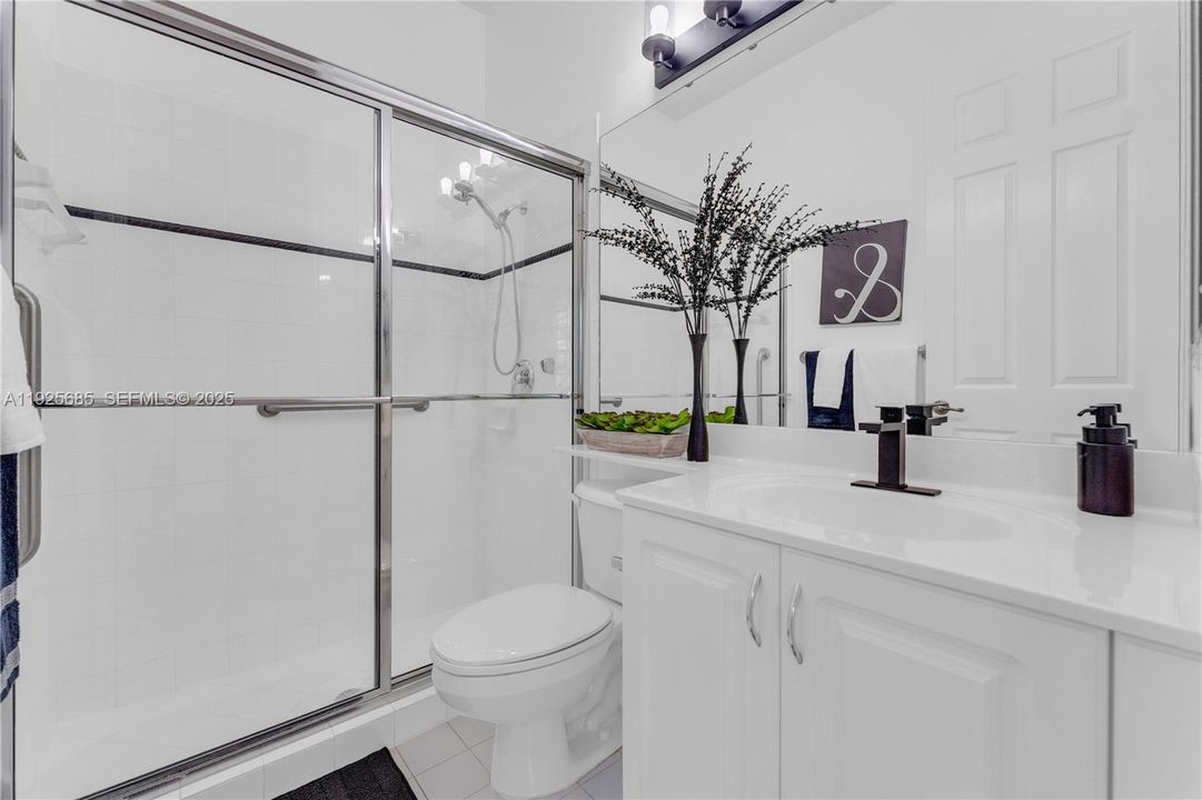 待售: $1,750,000 (4 贝兹, 4 浴室, 4130 平方英尺)