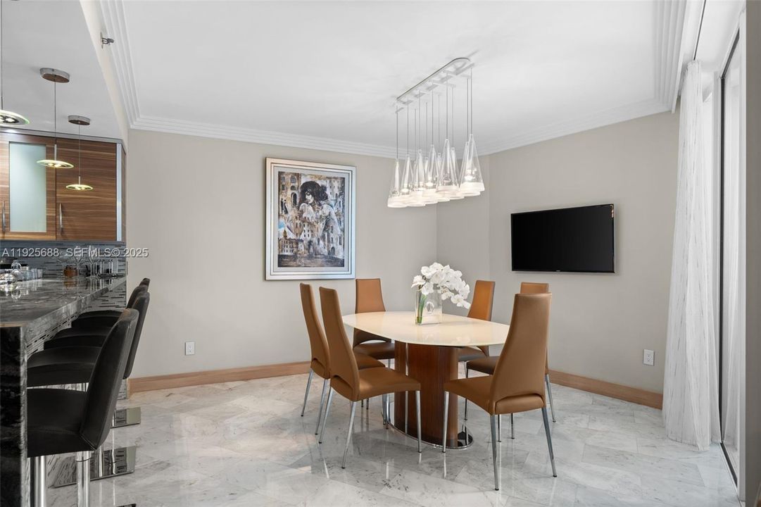 На продажу: $2,990,000 (3 спален, 3 ванн, 3018 Квадратных фут)