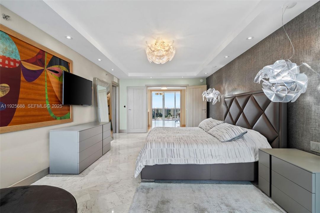 На продажу: $2,990,000 (3 спален, 3 ванн, 3018 Квадратных фут)