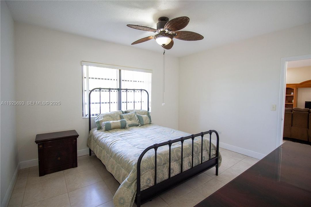 For Sale: $630,000 (3 beds, 2 baths, 1735 Square Feet)