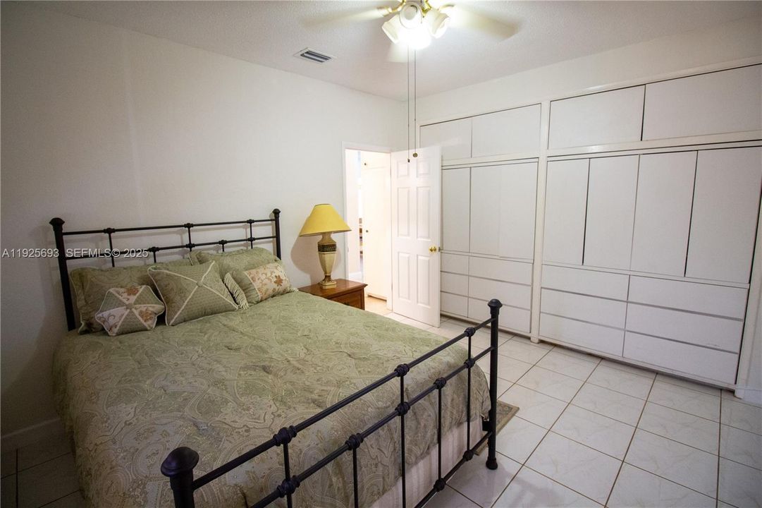 For Sale: $630,000 (3 beds, 2 baths, 1735 Square Feet)