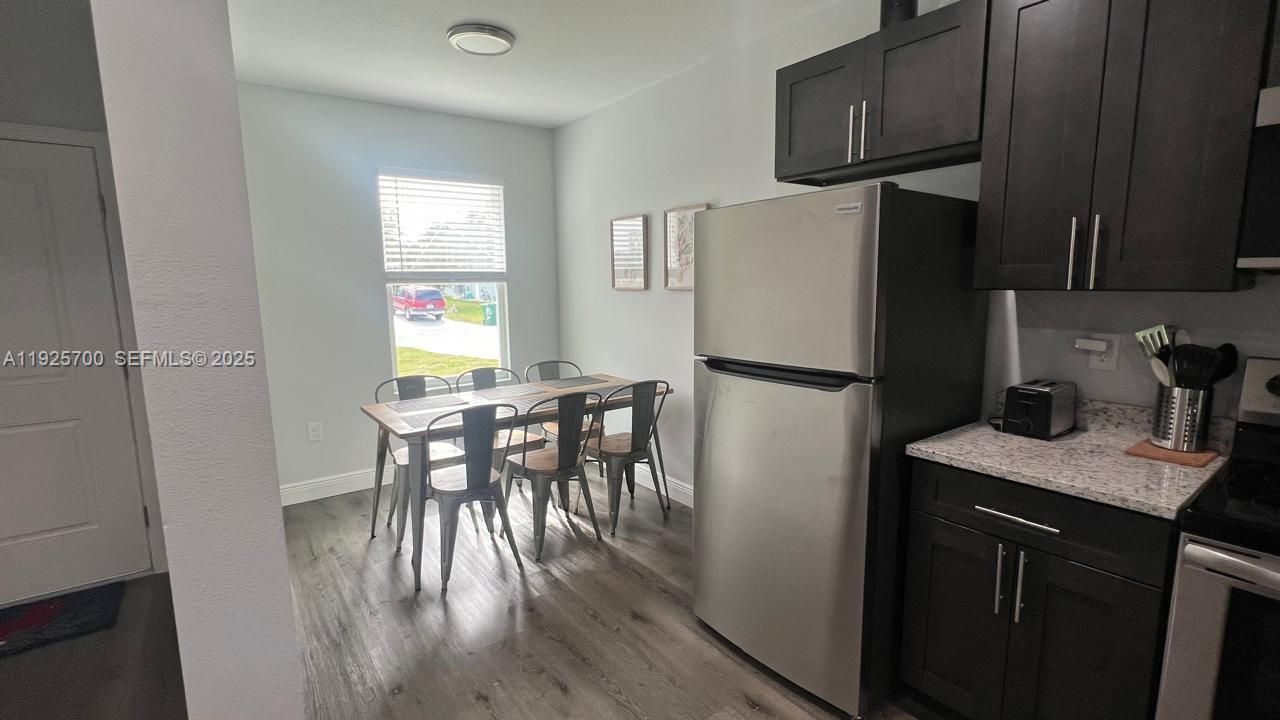 For Rent: $2,100 (3 beds, 2 baths, 0 Square Feet)