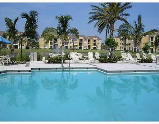 В аренду: $1,950 (1 спален, 1 ванн, 726 Квадратных фут)