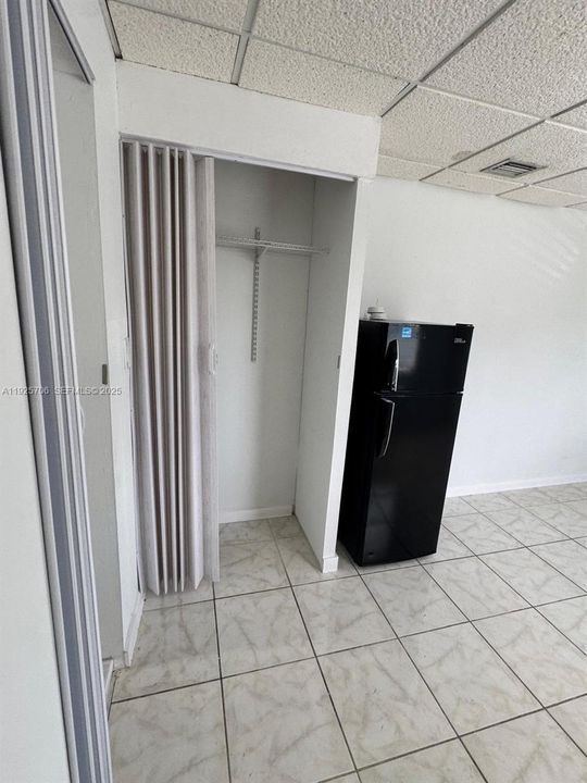 В аренду: $1,200 (5 спален, 1 ванн, 1746 Квадратных фут)