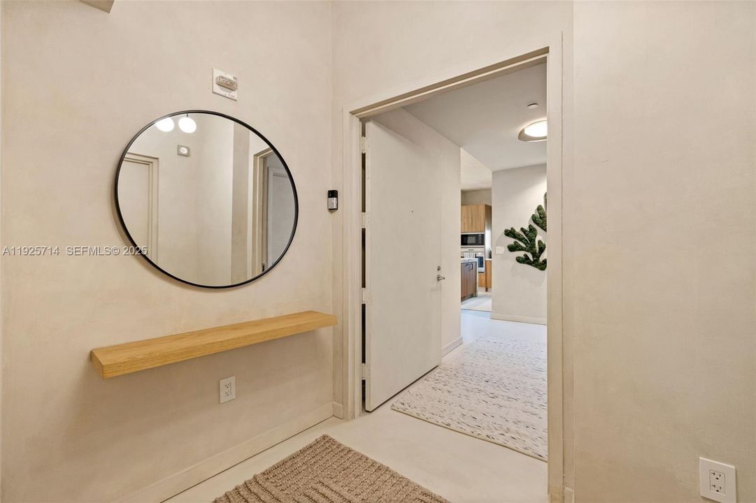 En Venta: $1,750,000 (3 camas, 3 baños, 1679 Pies cuadrados)