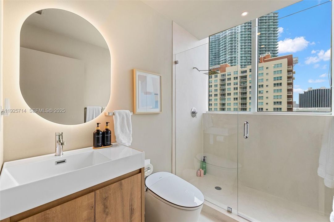 En Venta: $1,750,000 (3 camas, 3 baños, 1679 Pies cuadrados)