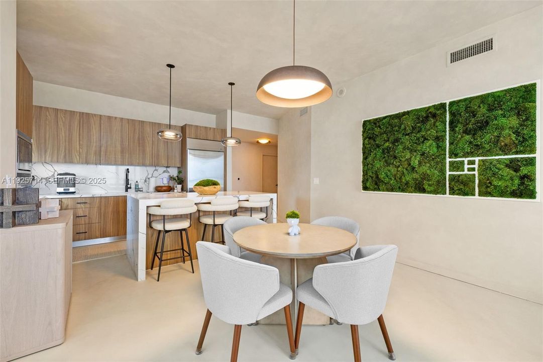 En Venta: $1,750,000 (3 camas, 3 baños, 1679 Pies cuadrados)