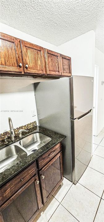 出租: $1,795 (2 贝兹, 2 浴室, 864 平方英尺)