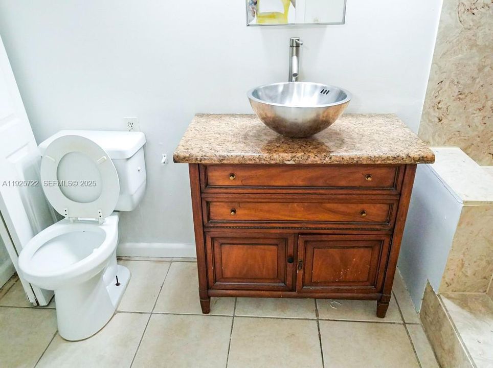 出租: $1,795 (2 贝兹, 2 浴室, 864 平方英尺)