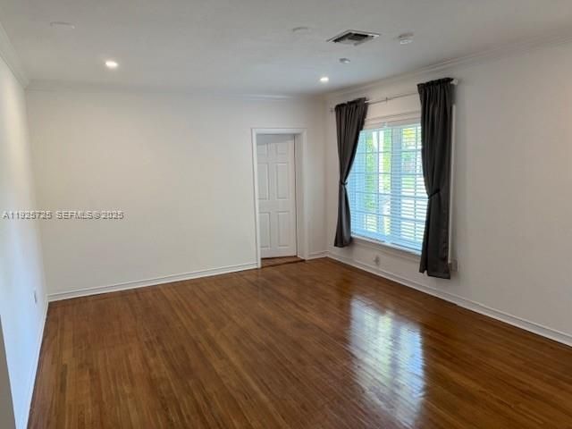 For Rent: $3,995 (3 beds, 2 baths, 1164 Square Feet)