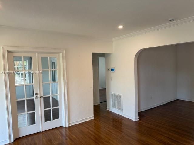 For Rent: $3,995 (3 beds, 2 baths, 1164 Square Feet)