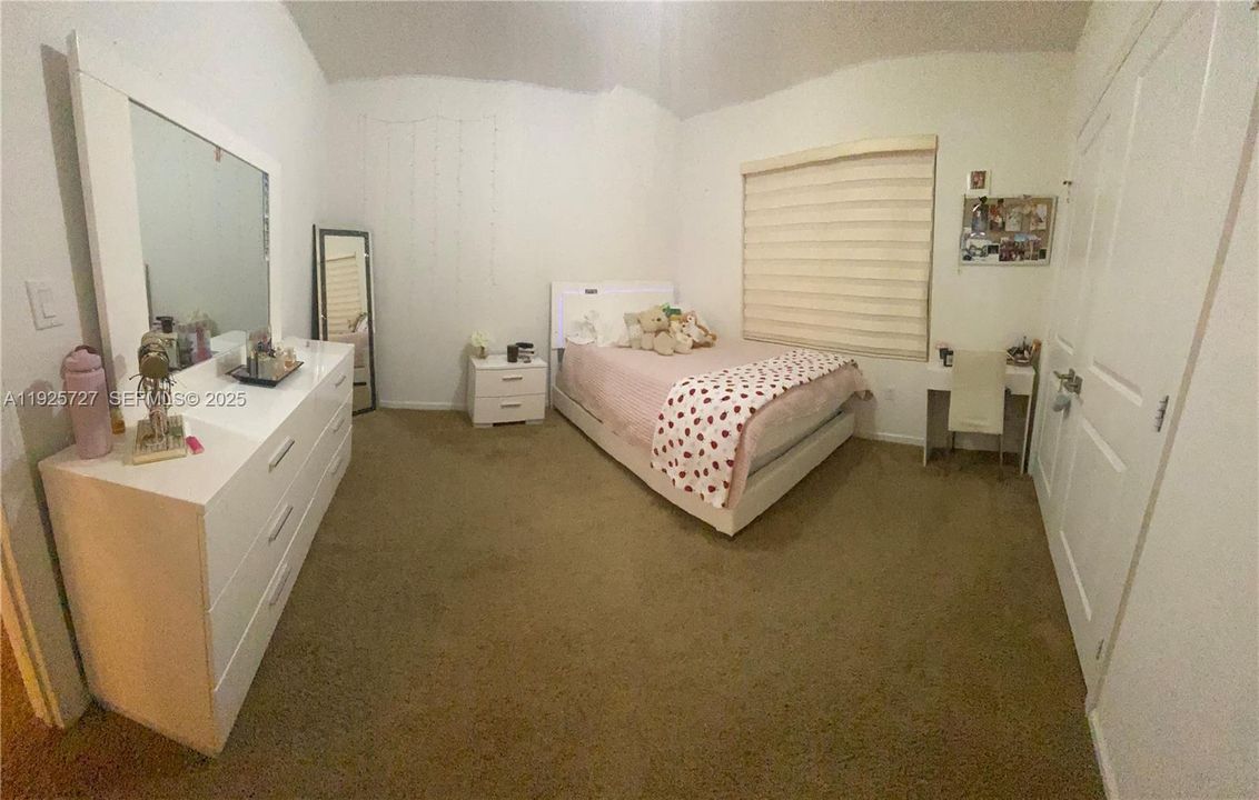 For Sale: $769,990 (5 beds, 3 baths, 2944 Square Feet)