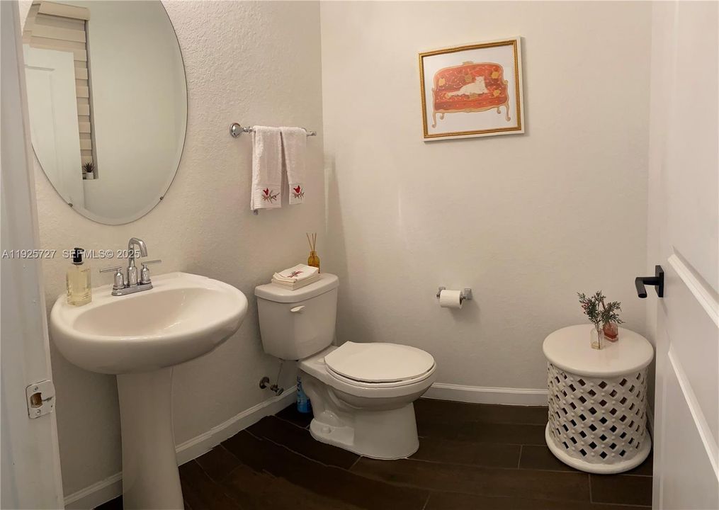 For Sale: $769,990 (5 beds, 3 baths, 2944 Square Feet)