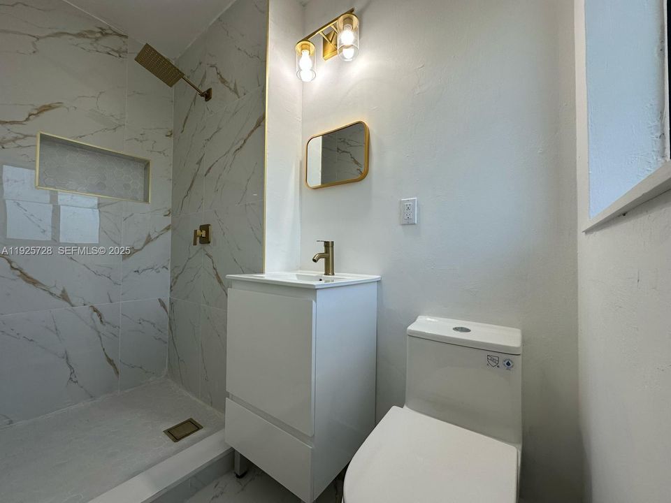 For Sale: $545,000 (4 beds, 3 baths, 1118 Square Feet)