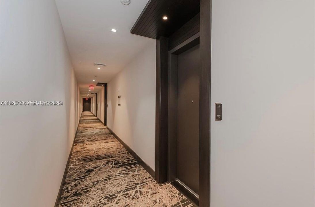 В аренду: $2,900 (1 спален, 1 ванн, 526 Квадратных фут)