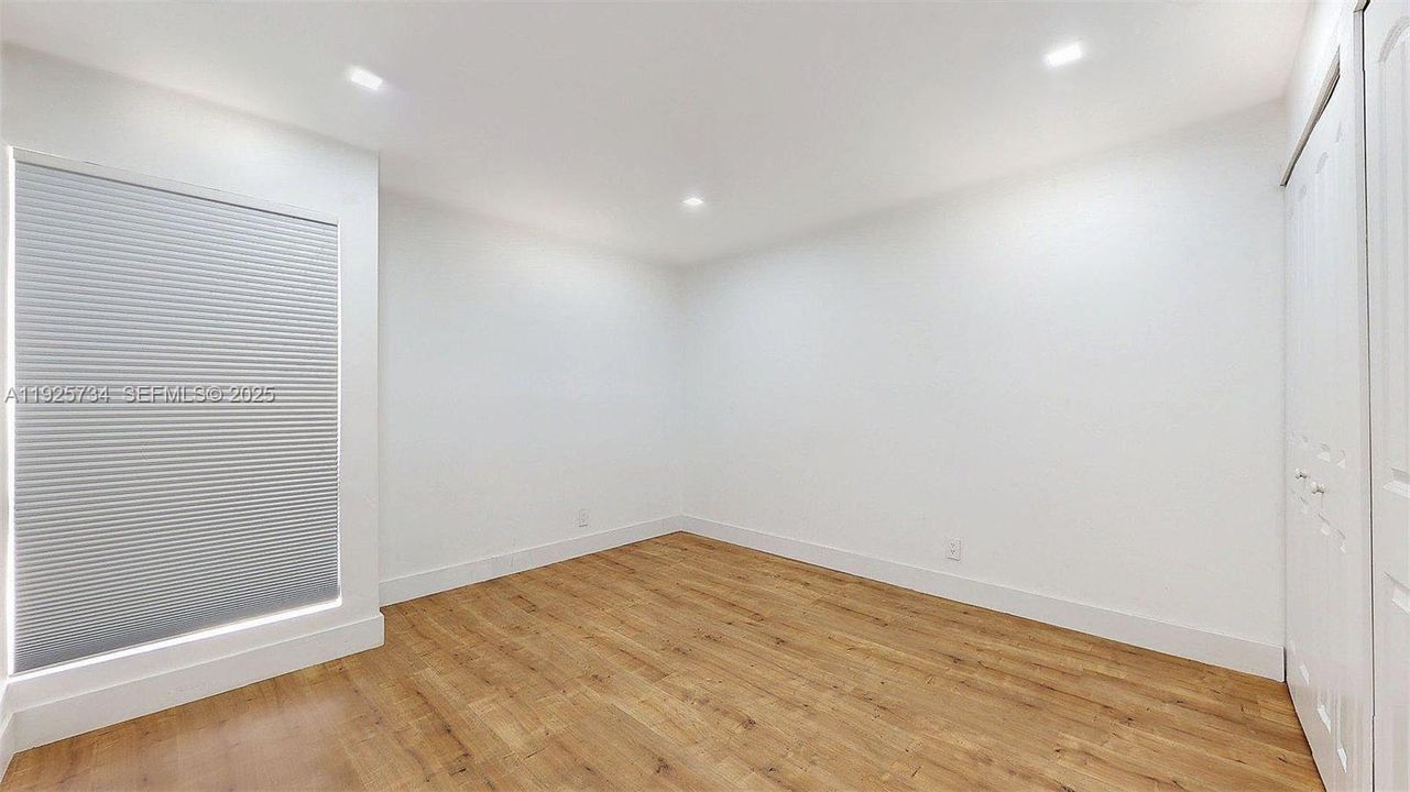 For Rent: $3,850 (4 beds, 2 baths, 2020 Square Feet)