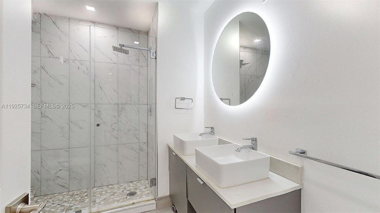 For Rent: $3,850 (4 beds, 2 baths, 2020 Square Feet)