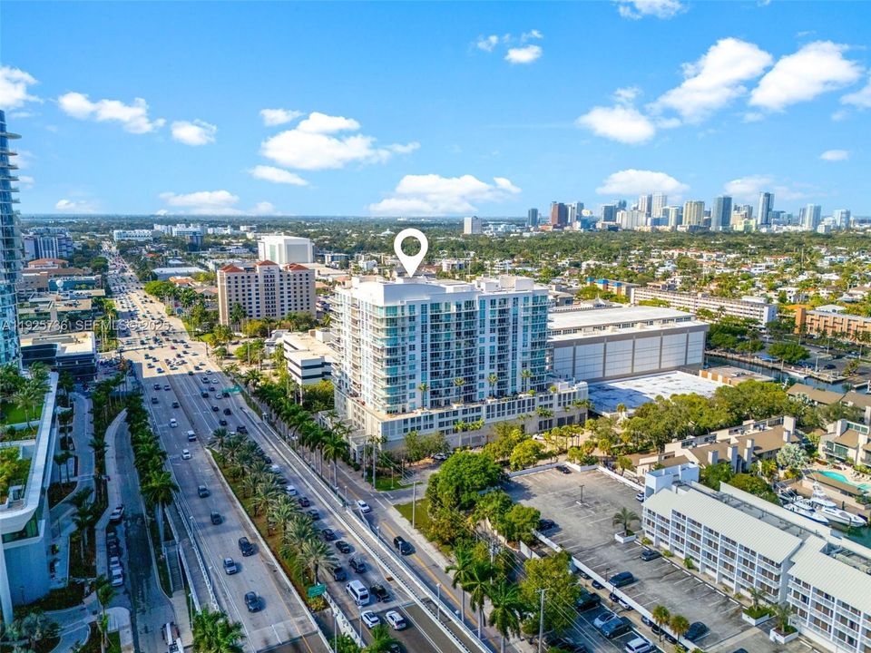 En Venta: $499,900 (2 camas, 2 baños, 1475 Pies cuadrados)