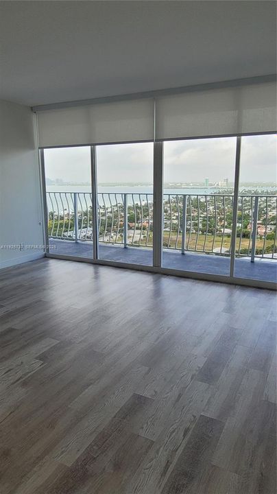 For Rent: $3,200 (2 beds, 2 baths, 1030 Square Feet)