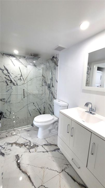 For Rent: $3,200 (2 beds, 2 baths, 1030 Square Feet)