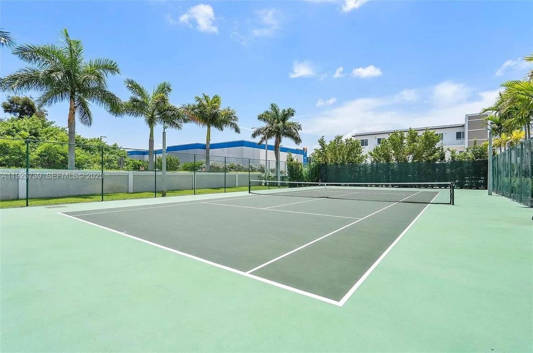 For Sale: $939,000 (4 beds, 3 baths, 2379 Square Feet)