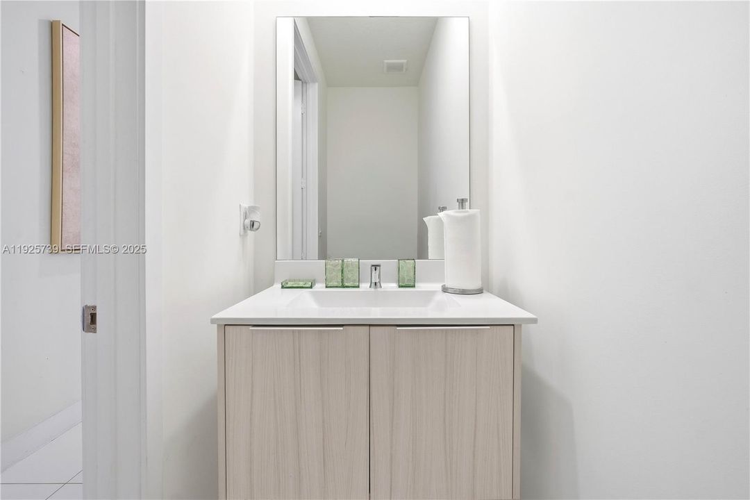 For Sale: $939,000 (4 beds, 3 baths, 2379 Square Feet)