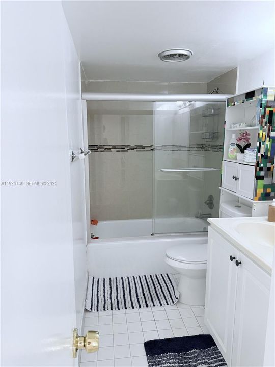 For Sale: $309,000 (2 beds, 2 baths, 1300 Square Feet)