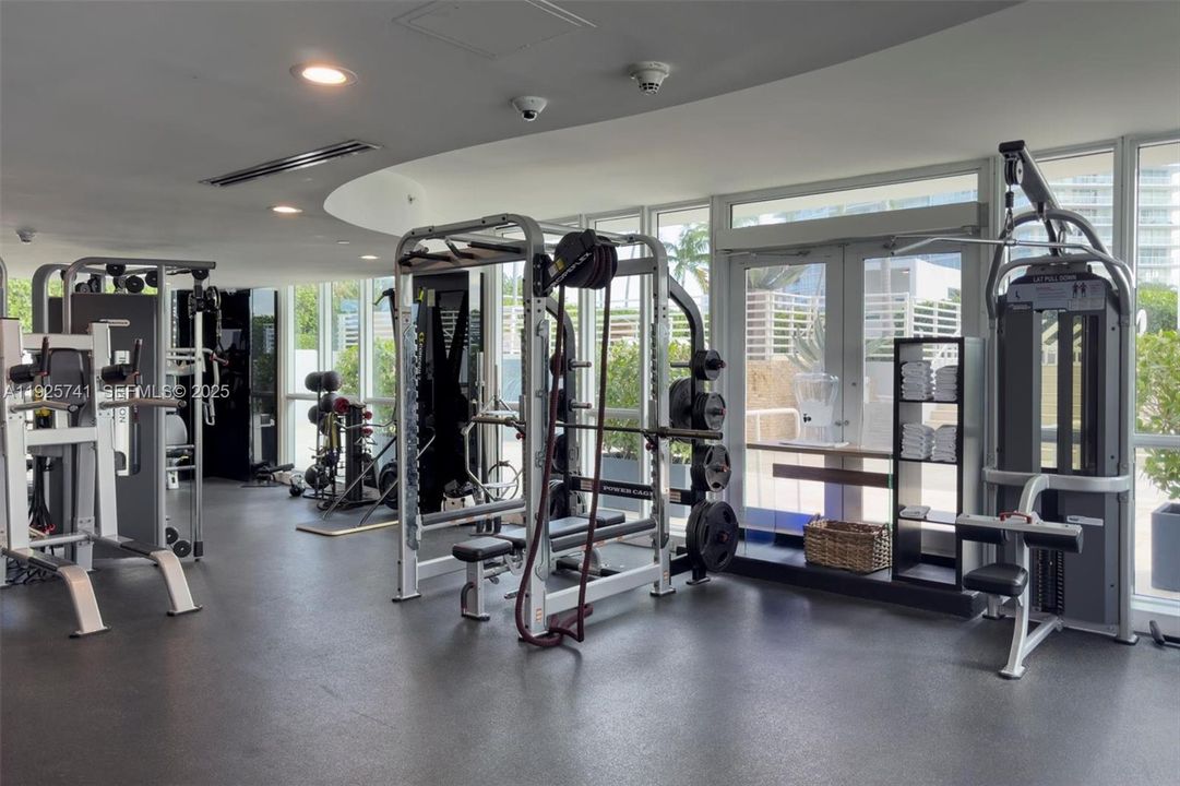 待售: $2,850,000 (3 贝兹, 3 浴室, 1994 平方英尺)