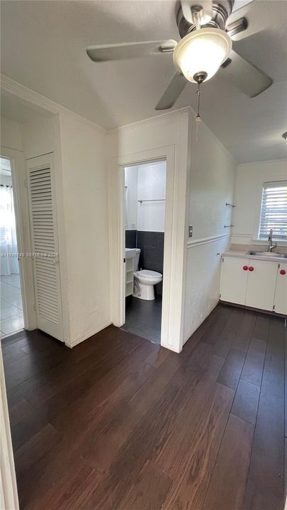 В аренду: $1,975 (2 спален, 1 ванн, 3815 Квадратных фут)