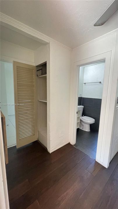 В аренду: $1,975 (2 спален, 1 ванн, 3815 Квадратных фут)