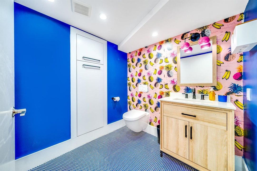 Interior Suite E