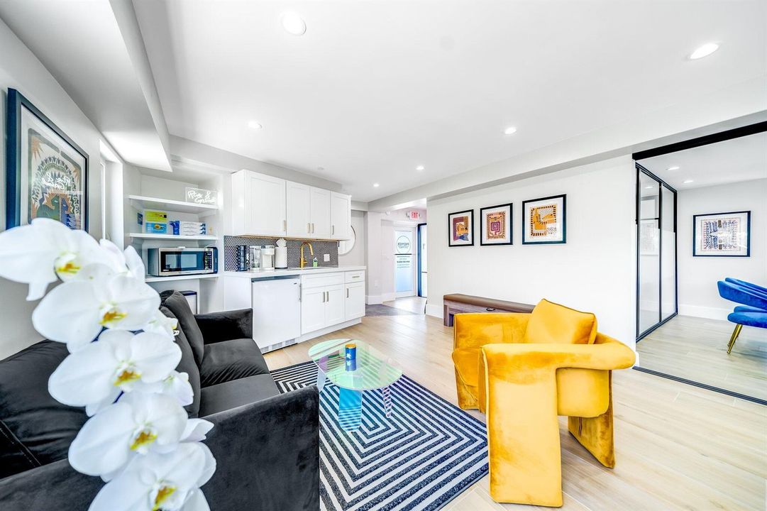 Interior Suite E
