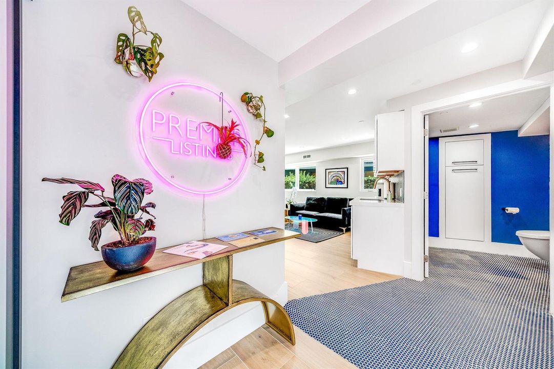 Interior Suite E