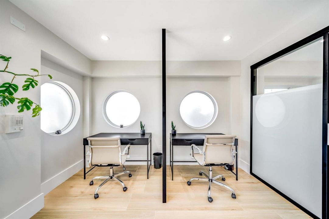Interior Suite E