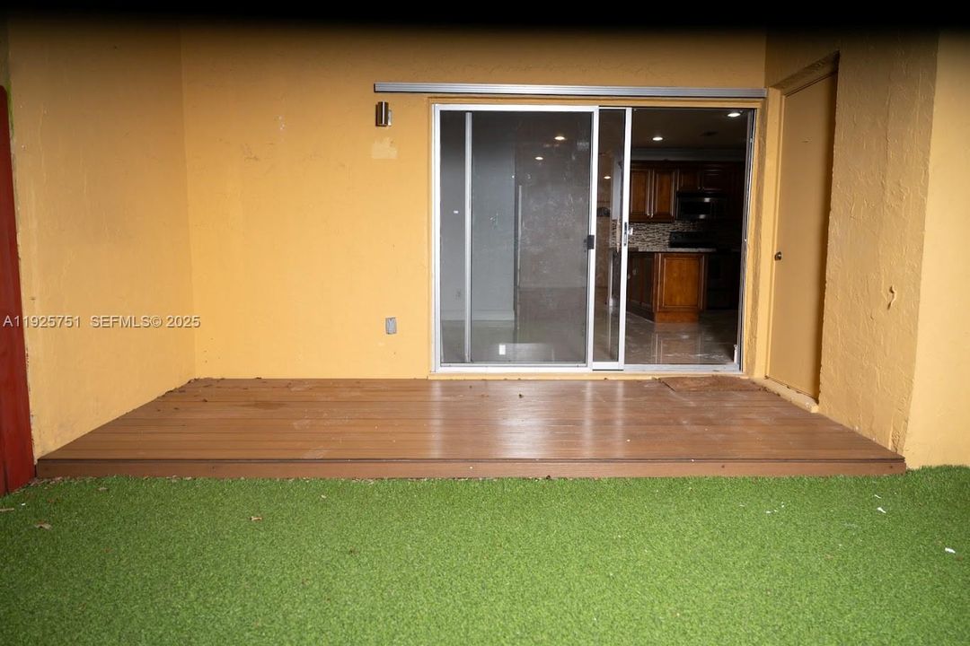 For Rent: $3,000 (3 beds, 2 baths, 1629 Square Feet)