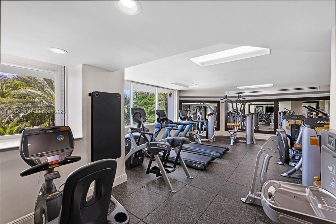 На продажу: $1,900,000 (3 спален, 3 ванн, 2450 Квадратных фут)