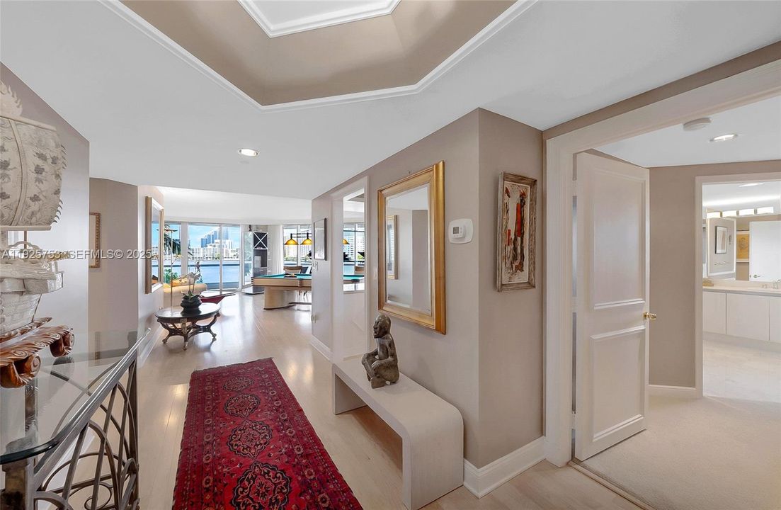 На продажу: $1,900,000 (3 спален, 3 ванн, 2450 Квадратных фут)