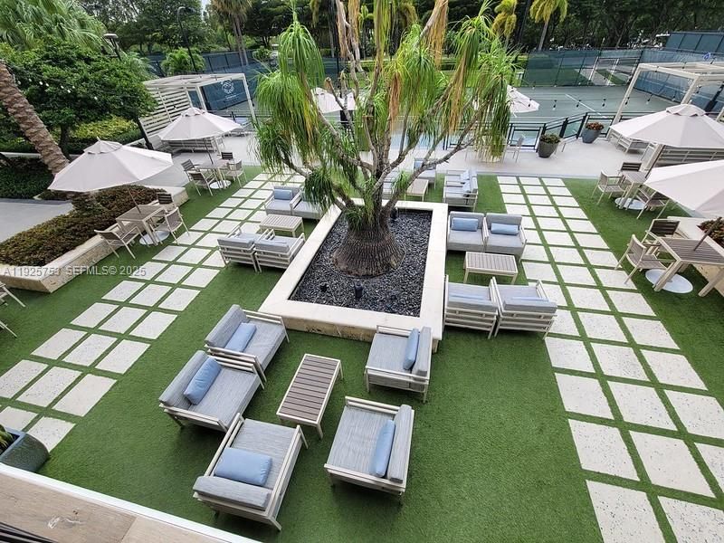 На продажу: $1,900,000 (3 спален, 3 ванн, 2450 Квадратных фут)