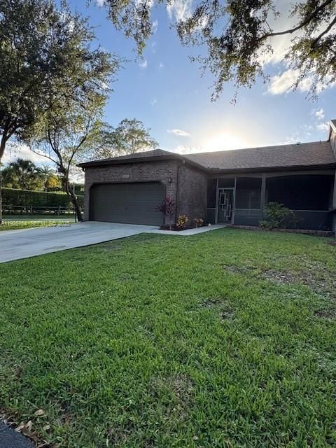 For Sale: $549,900 (2 beds, 2 baths, 1582 Square Feet)