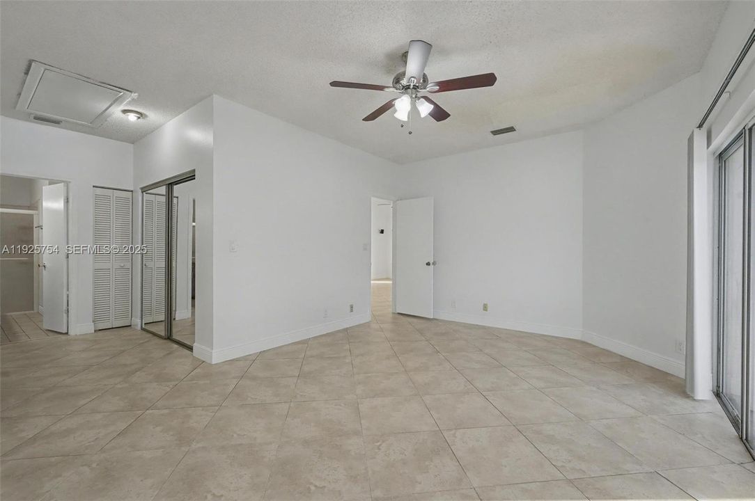 For Sale: $549,900 (2 beds, 2 baths, 1582 Square Feet)