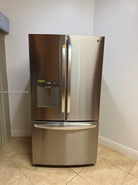 For Sale: $549,900 (2 beds, 2 baths, 1582 Square Feet)